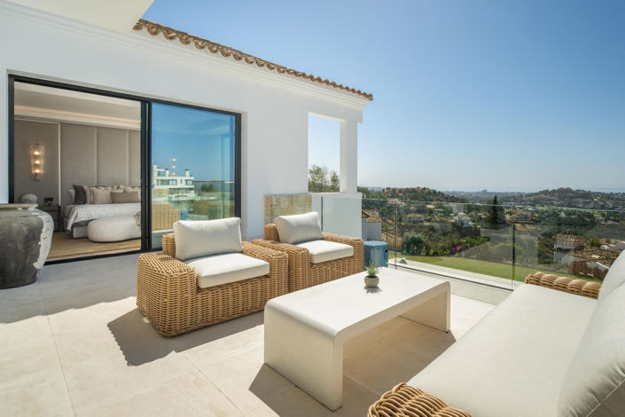 Image No.31-8 Bed House for sale