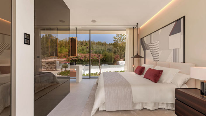Image No.22-4 Bed House for sale