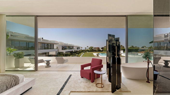Image No.25-4 Bed House for sale