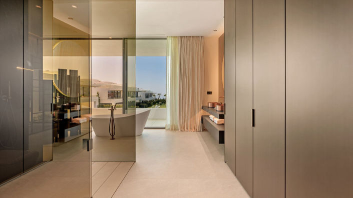 Image No.38-4 Bed House for sale