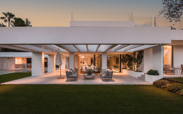 Image No.18-5 Bed House for sale