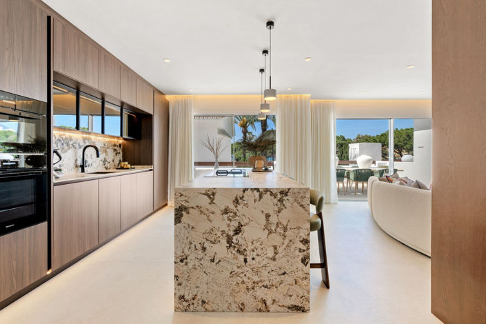 Image No.12-3 Bed Apartment for sale