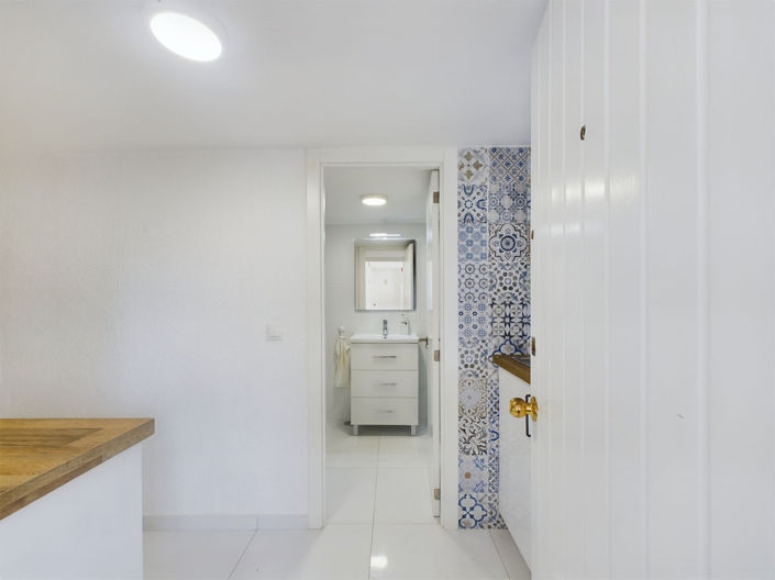 Image No.13-1 Bed Apartment for sale