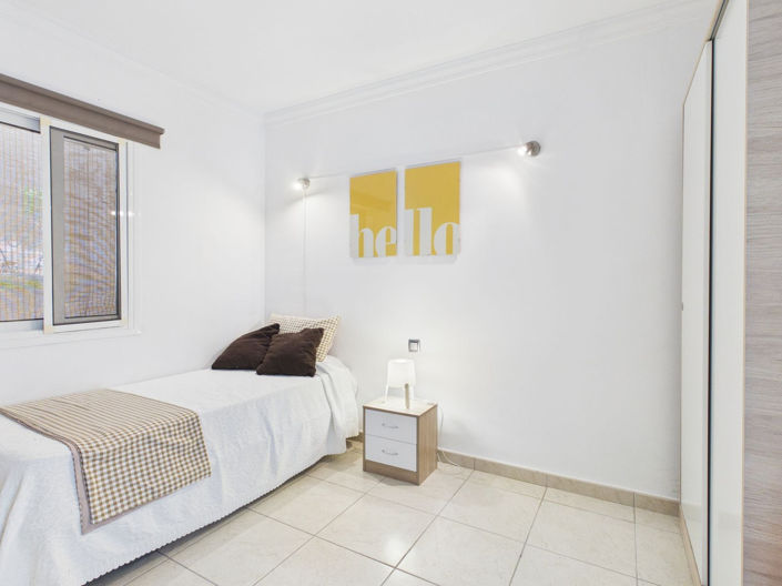 Image No.12-2 Bed Apartment for sale