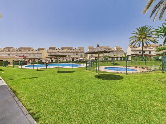 Image No.32-4 Bed House for sale
