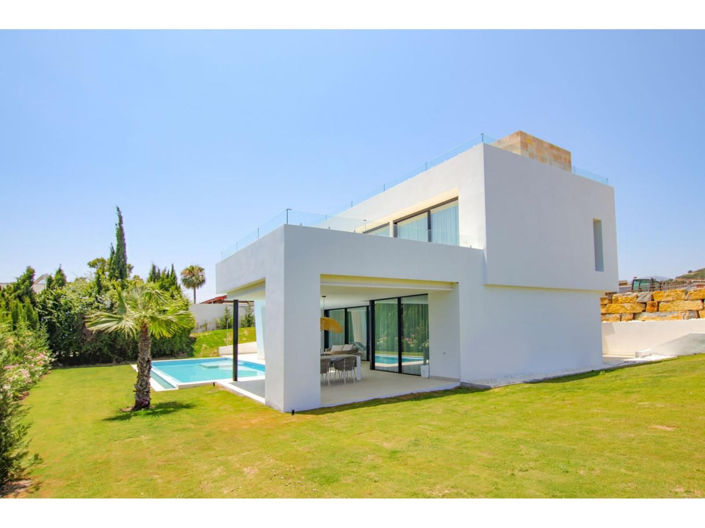 Image No.24-4 Bed House for sale