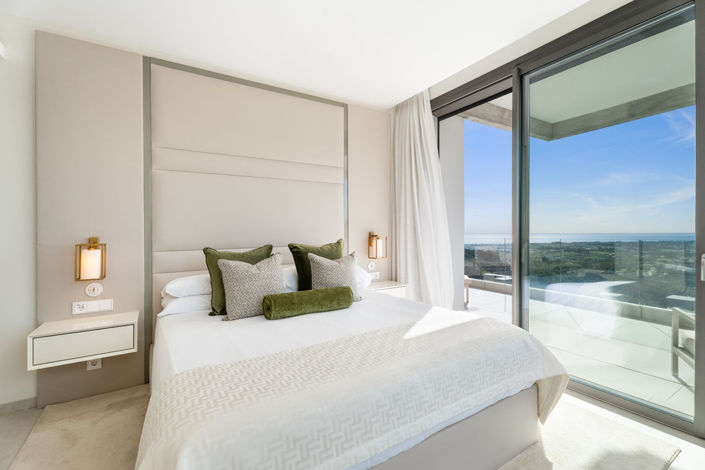 Image No.25-3 Bed Apartment for sale