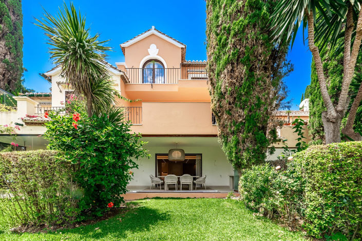Image No.10-4 Bed House for sale