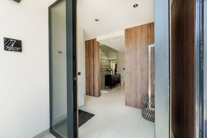 Image No.21-5 Bed House for sale