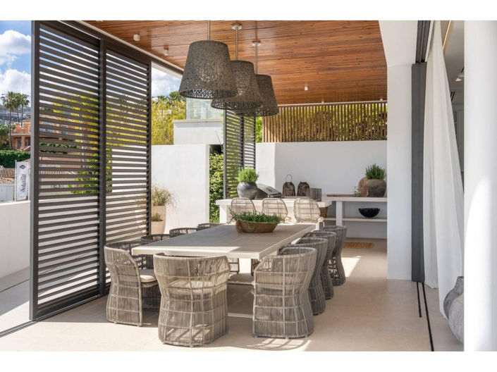 Image No.25-6 Bed House for sale