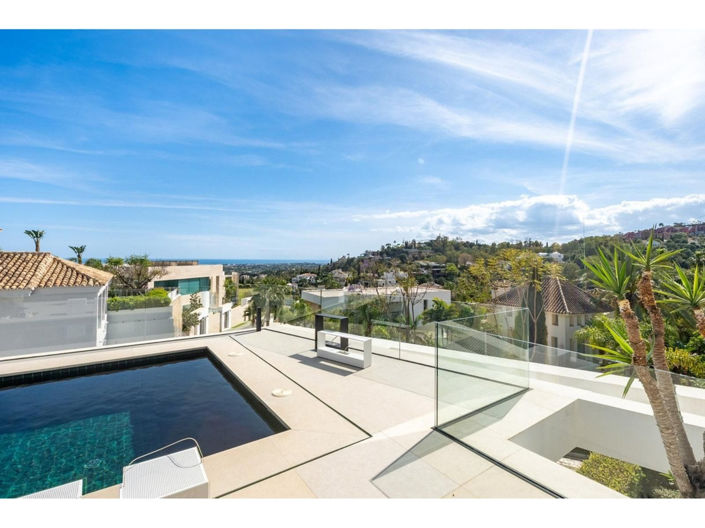 Image No.4-6 Bed House for sale