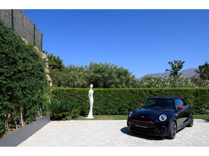 Image No.10-4 Bed House for sale