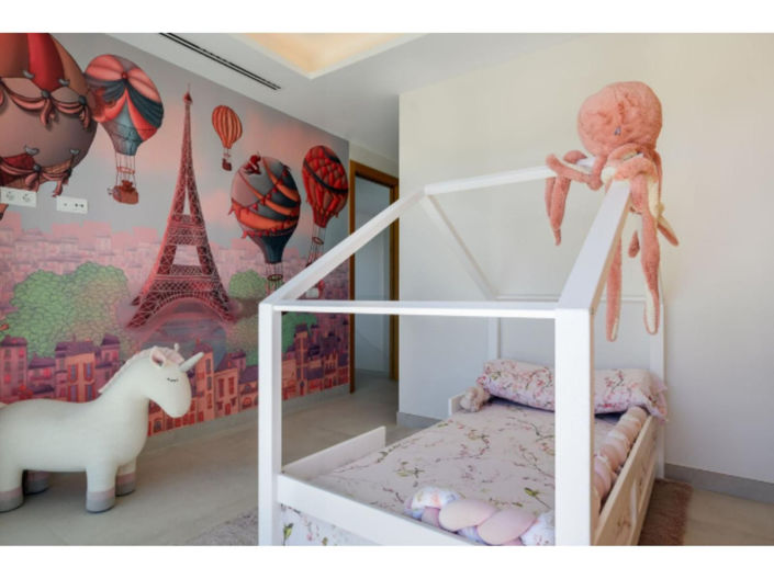 Image No.29-4 Bed House for sale