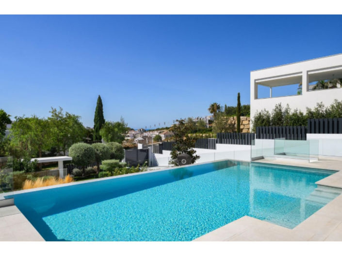 Image No.3-4 Bed House for sale