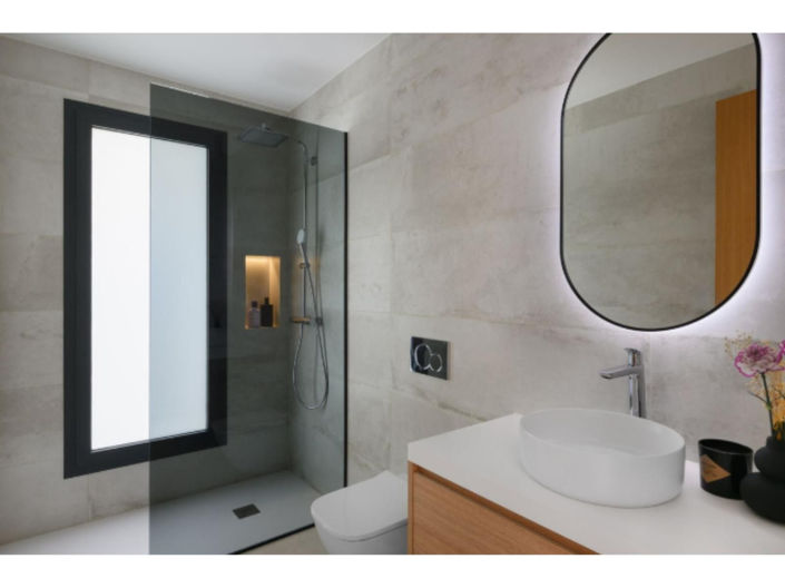 Image No.32-4 Bed House for sale