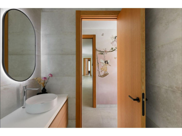 Image No.35-4 Bed House for sale