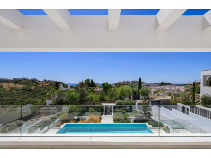 Image No.36-4 Bed House for sale