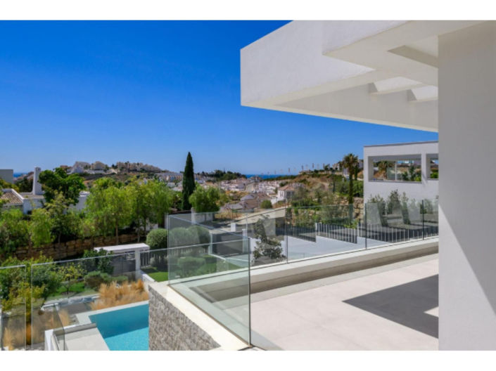 Image No.38-4 Bed House for sale