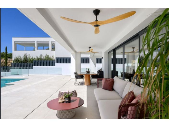 Image No.6-4 Bed House for sale