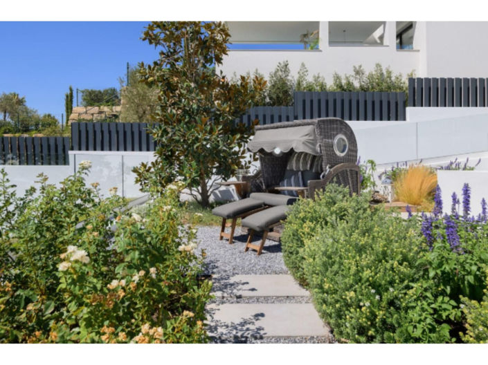 Image No.9-4 Bed House for sale