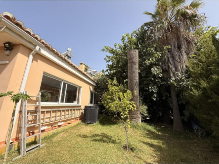 Image No.23-4 Bed House for sale