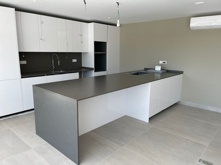 Image No.8-3 Bed Apartment for sale