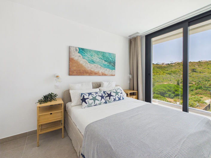 Image No.28-4 Bed House for sale