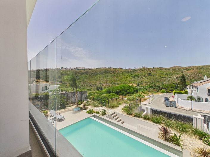 Image No.32-4 Bed House for sale