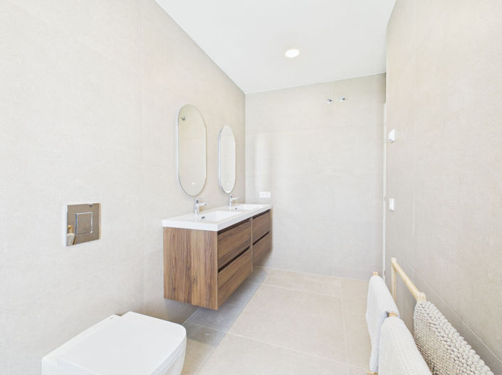 Image No.38-4 Bed House for sale