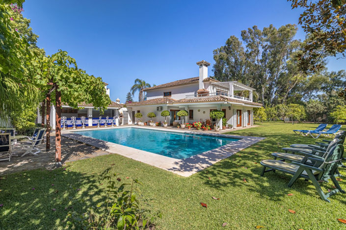Image No.6-5 Bed House for sale