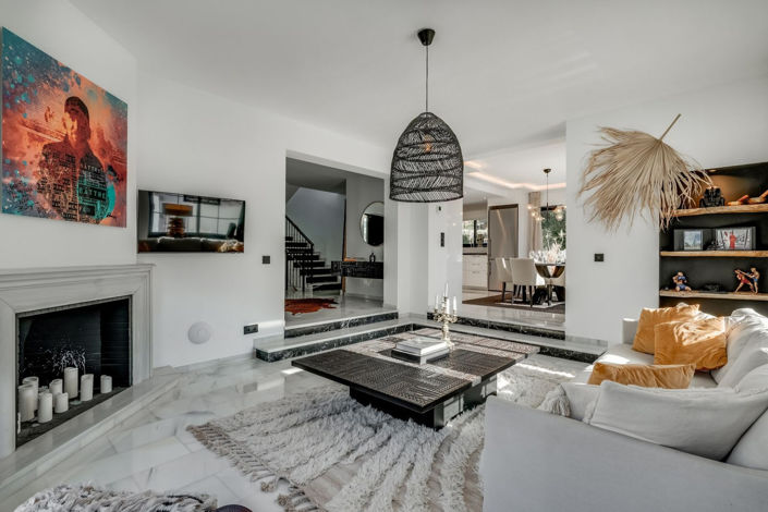 Image No.24-5 Bed House for sale