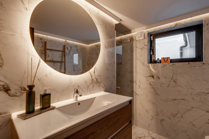 Image No.34-5 Bed House for sale
