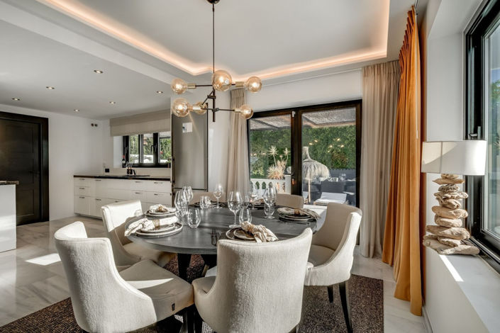 Image No.4-5 Bed House for sale