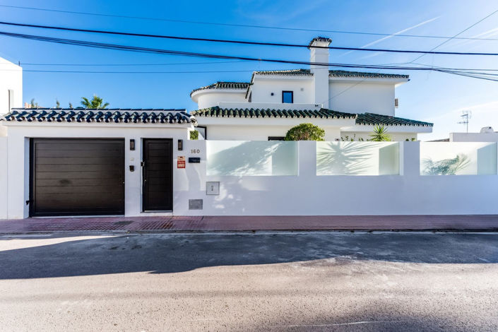 Image No.45-5 Bed House for sale