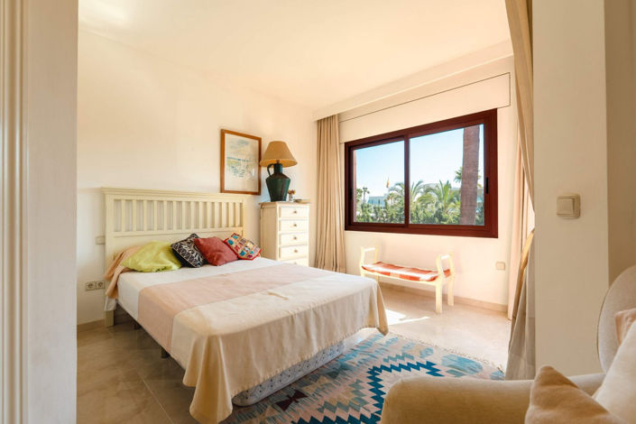 Image No.12-3 Bed Apartment for sale