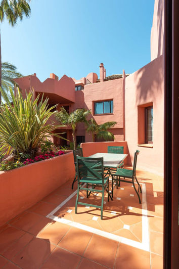 Image No.19-3 Bed Apartment for sale