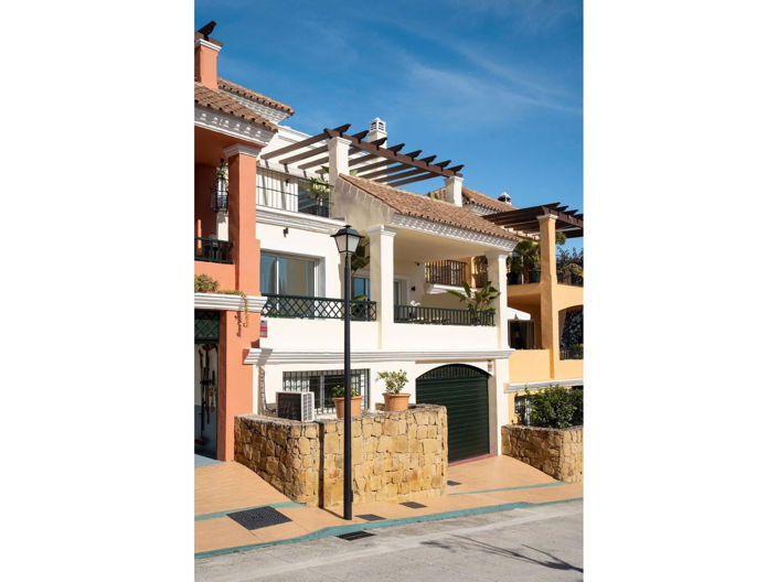 Image No.8-Maison de 4 chambres à vendre à Nueva Andalucia