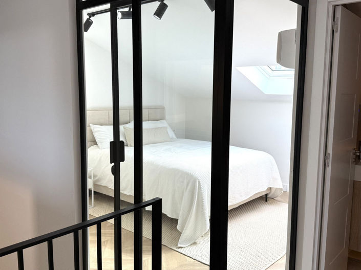 Image No.18-4 Bed House for sale