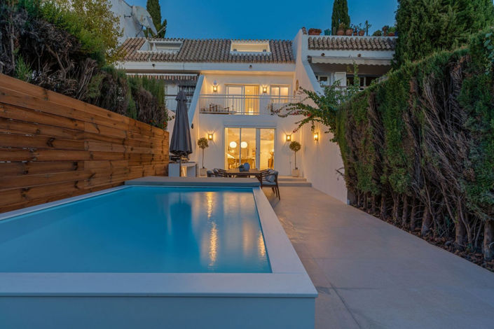 Image No.28-4 Bed House for sale