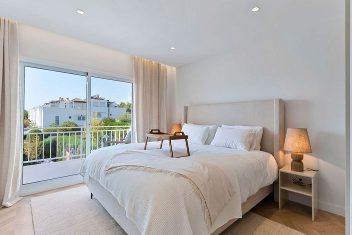 Image No.5-4 Bed House for sale