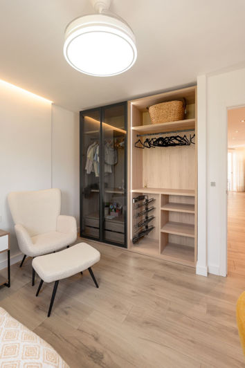 Image No.15-4 Bed House for sale