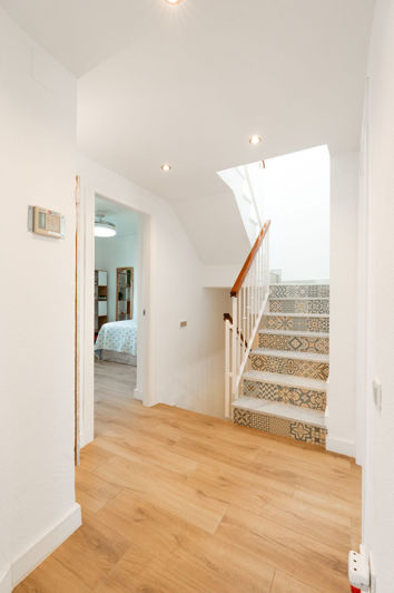 Image No.28-4 Bed House for sale