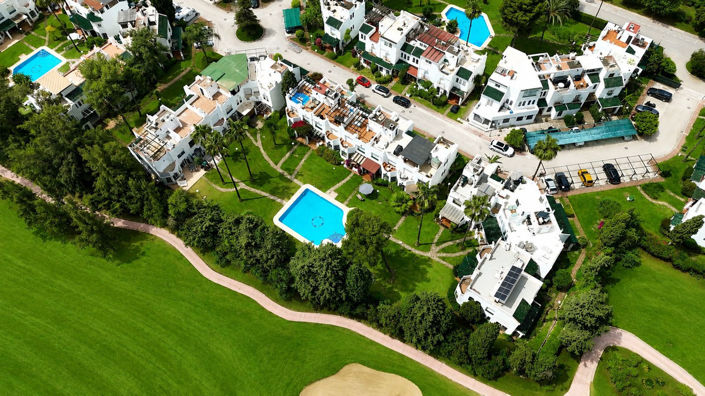 Image No.45-4 Bed House for sale