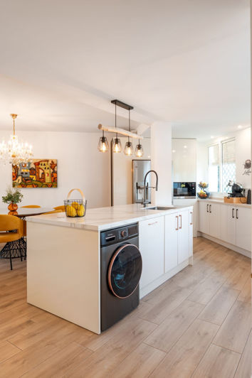 Image No.5-4 Bed House for sale