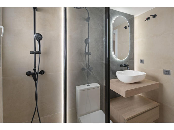 Image No.24-2 Bed Apartment for sale