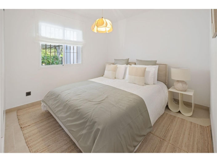 Image No.25-2 Bed Apartment for sale