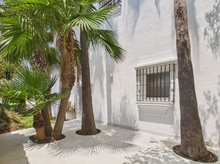 Image No.14-4 Bed House for sale