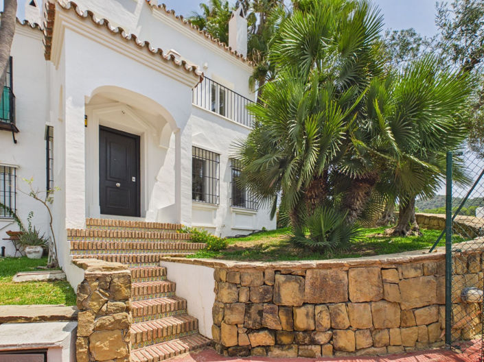 Image No.3-4 Bed House for sale
