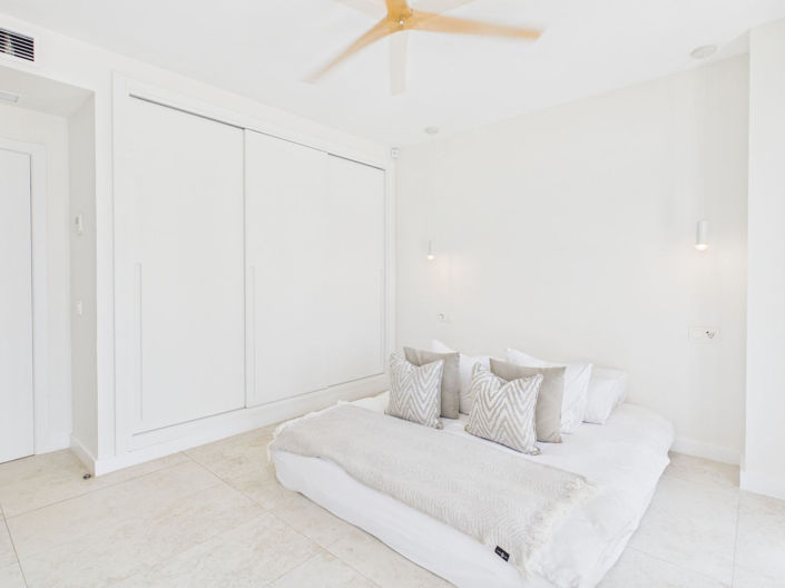 Image No.30-4 Bed House for sale