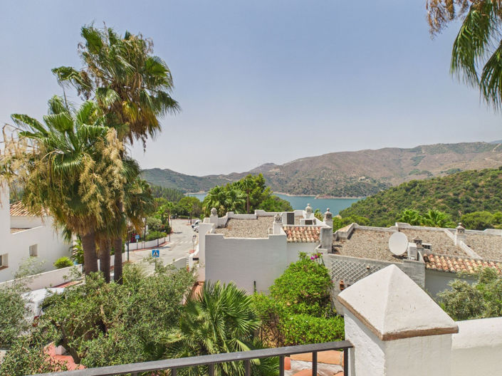 Image No.36-4 Bed House for sale